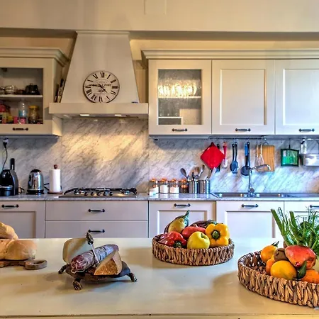 La Martinella 12, Emma * Passignano sul Trasimeno