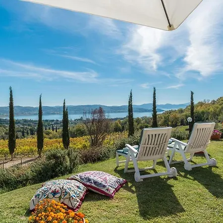 La Martinella 12, Emma Villa *